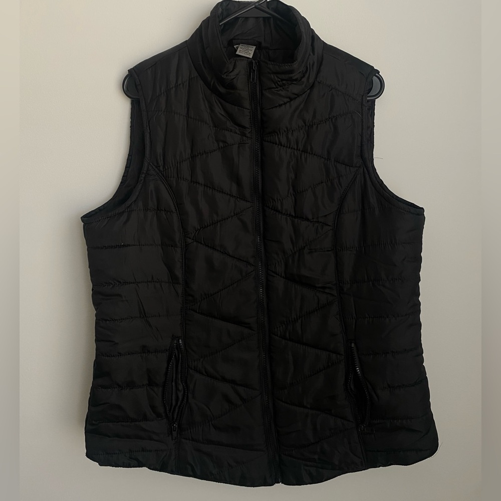 New Directions Black Quilted Puffer Vest